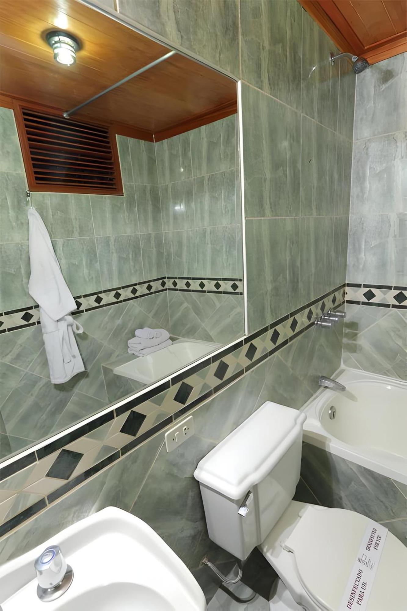 Quarto Triplo Standard